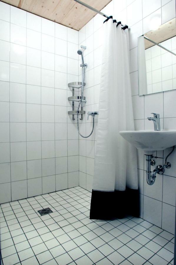 Lustra Stundenhotel - Adults Only Λάντσχουτ Εξωτερικό φωτογραφία